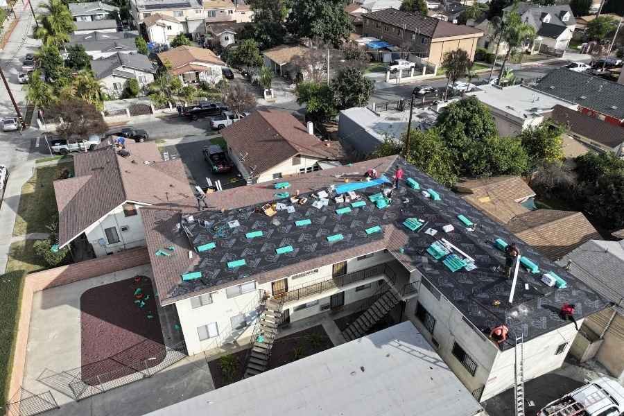 Commercial roofing prep on apartment complex by Los Angeles roofing team