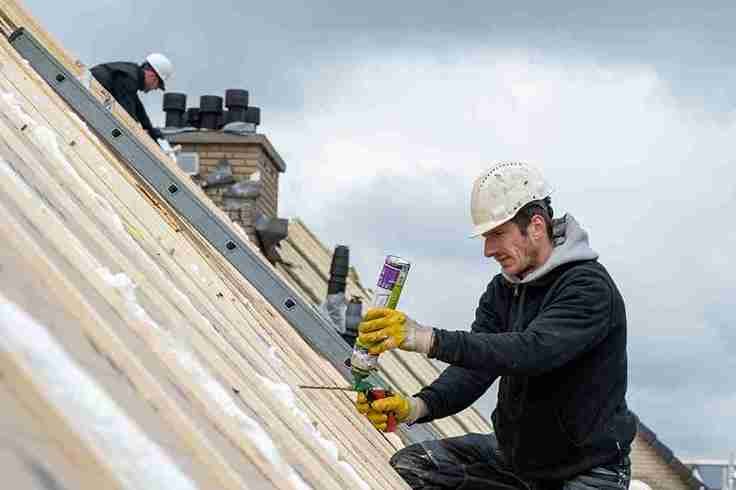 How the Best Roofing Contractors in LA Ensure Long-Lasting Roofs