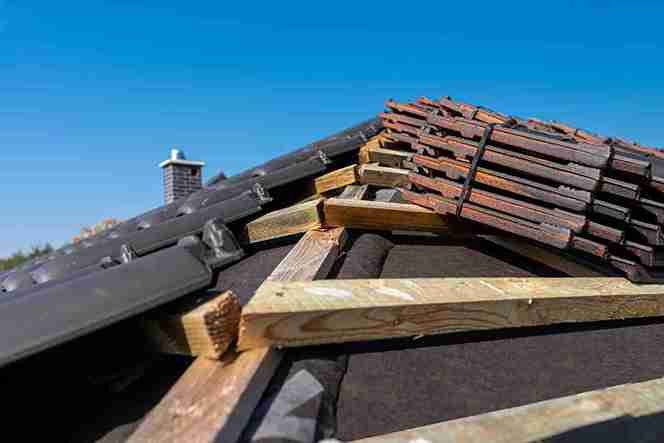 Revamping Los Angeles Homes: Top Roof Replacement Trends You Need to Know